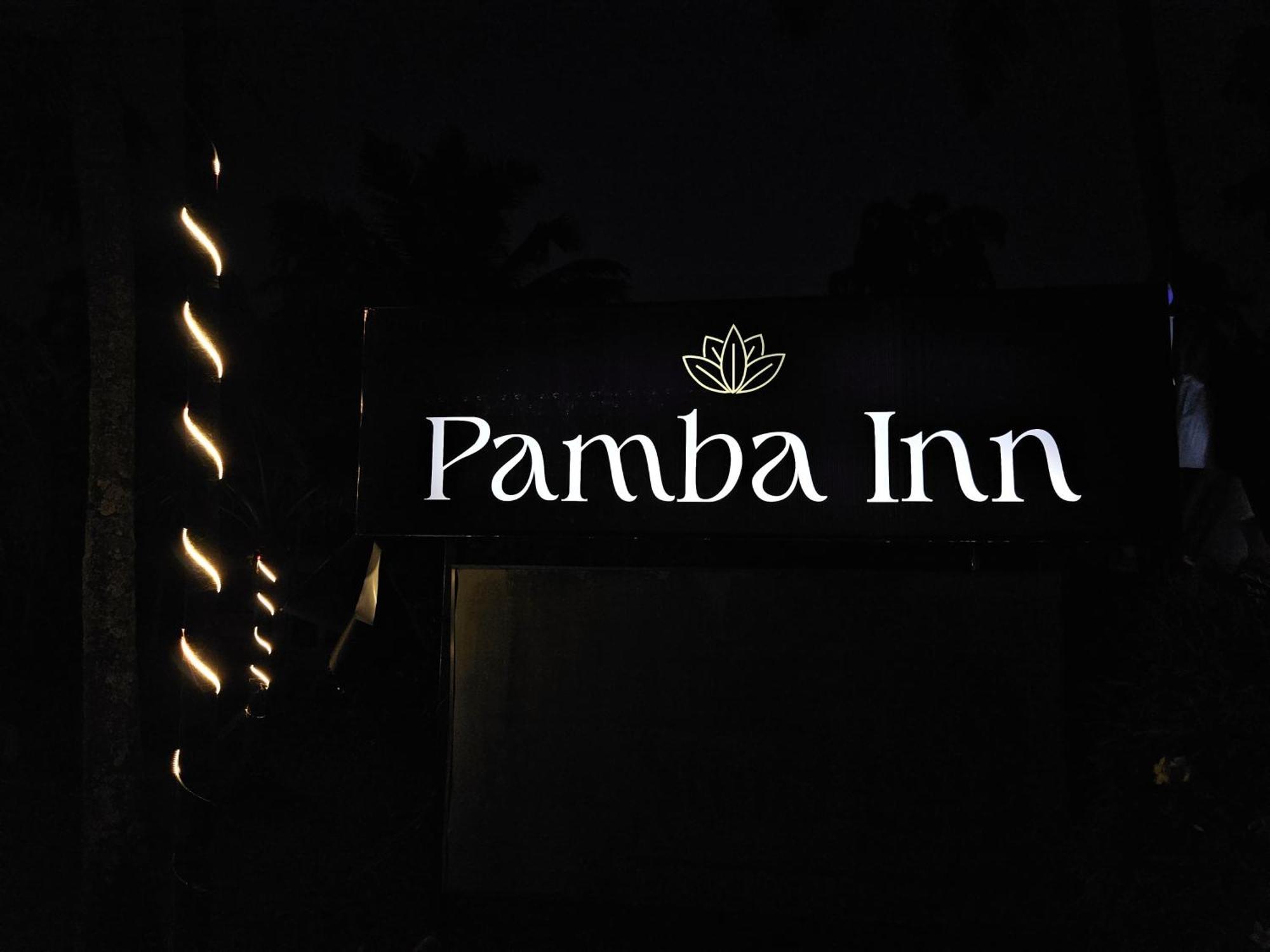 Pamba Inn Alappuzha Extérieur photo
